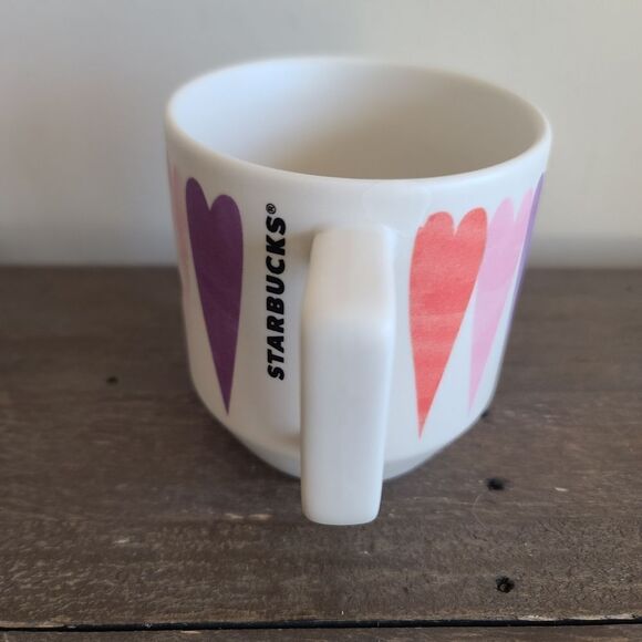 Starbucks 2016 Valentines Hearts With Gold Arrow Coffee Mug - 12 Oz - Picture 5 of 7